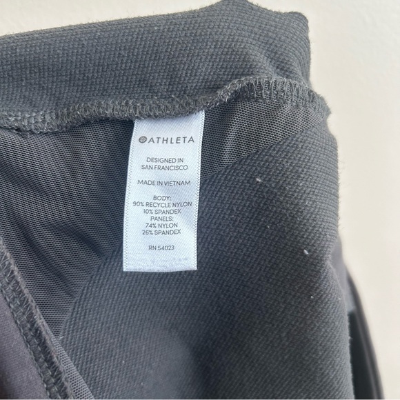Athleta Headlands Hybrid High Rise Cargo Leggings 6 - Picture 9 of 9